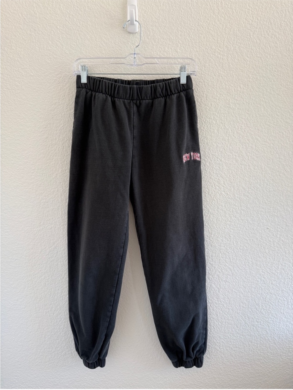 Brandy Melville John Galt Rosa Sweatpants Black New York Joggers - One Size